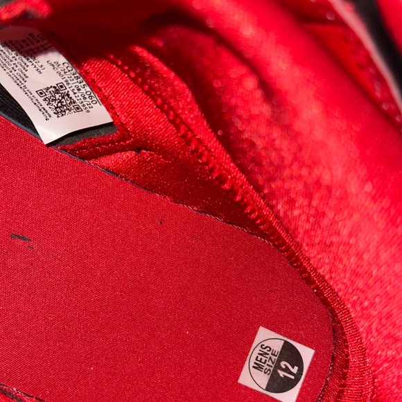 Air Jordan 1 Hi FlyEase 'Fire Red' - Picture 5 of 6